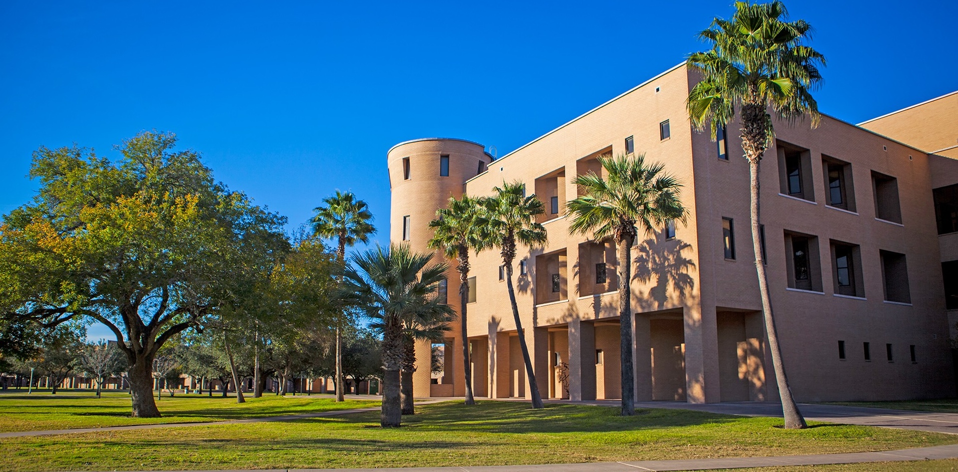 The PFrEND Lab at UTRGV in the Department of Psychological Science (Psychology) conducts research on peer groups, friends, parents, and academic engagement and motivation. Research in the lab is directed by Dr. Justin Vollet.